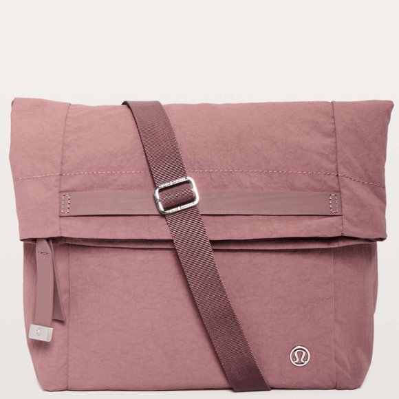 Lululemon On My Level Crossbody Bag *6L - Picture 2 of 9